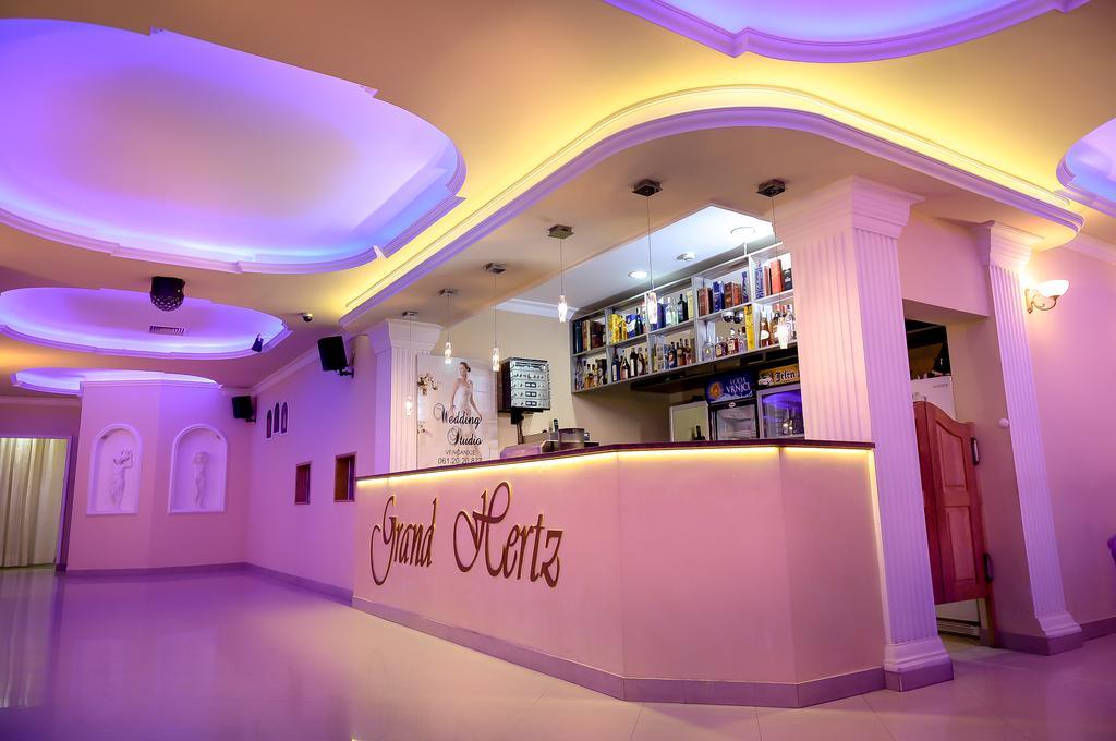 Apartmani Grand Hertz Belgrade Exterior photo