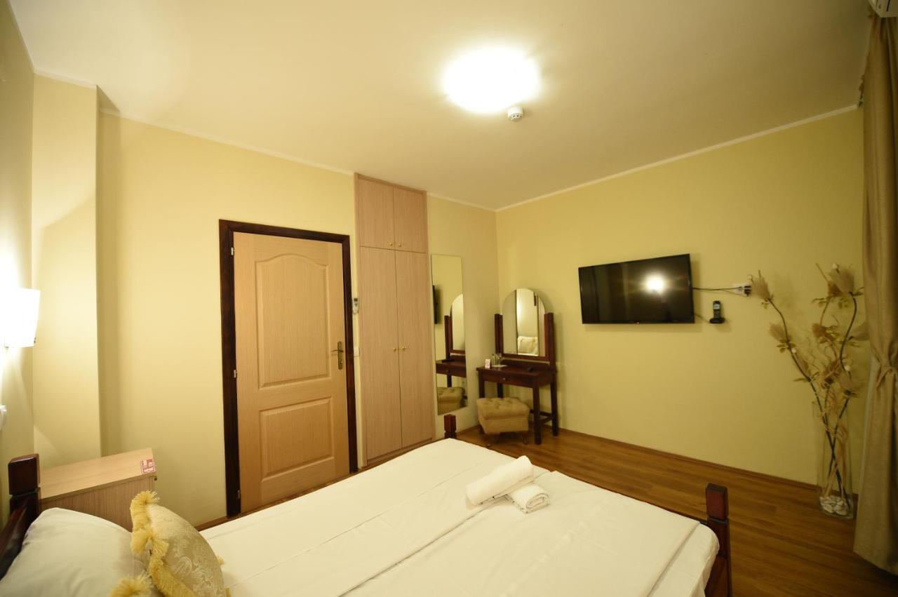 Apartmani Grand Hertz Belgrade Exterior photo